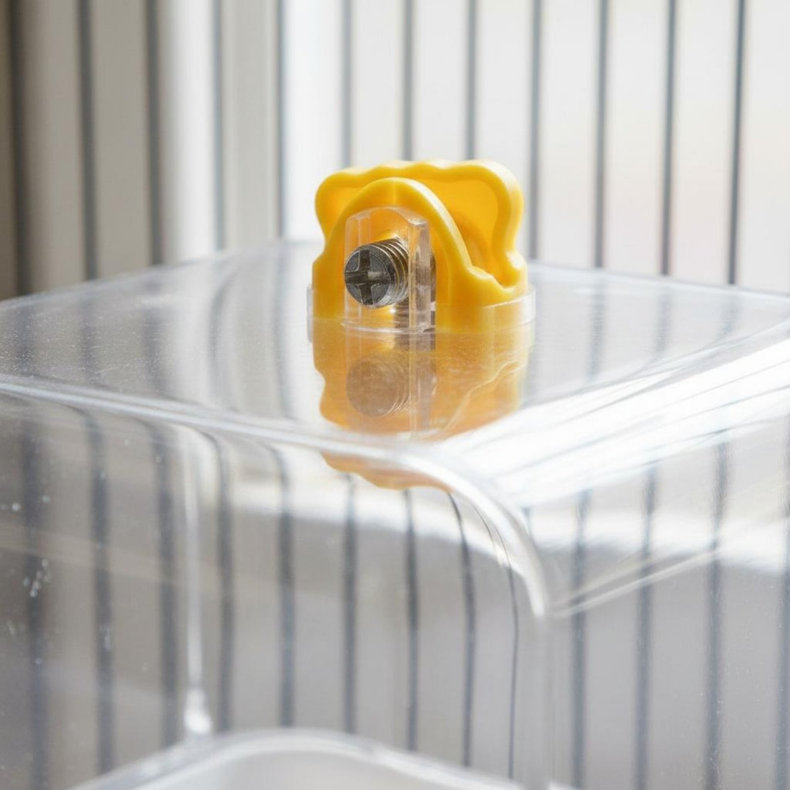 Pet Supplies In - オウム用浴槽 多機能外部バードバス インコ用浴槽 無駄物を抑えるペット用品 漏れ防止