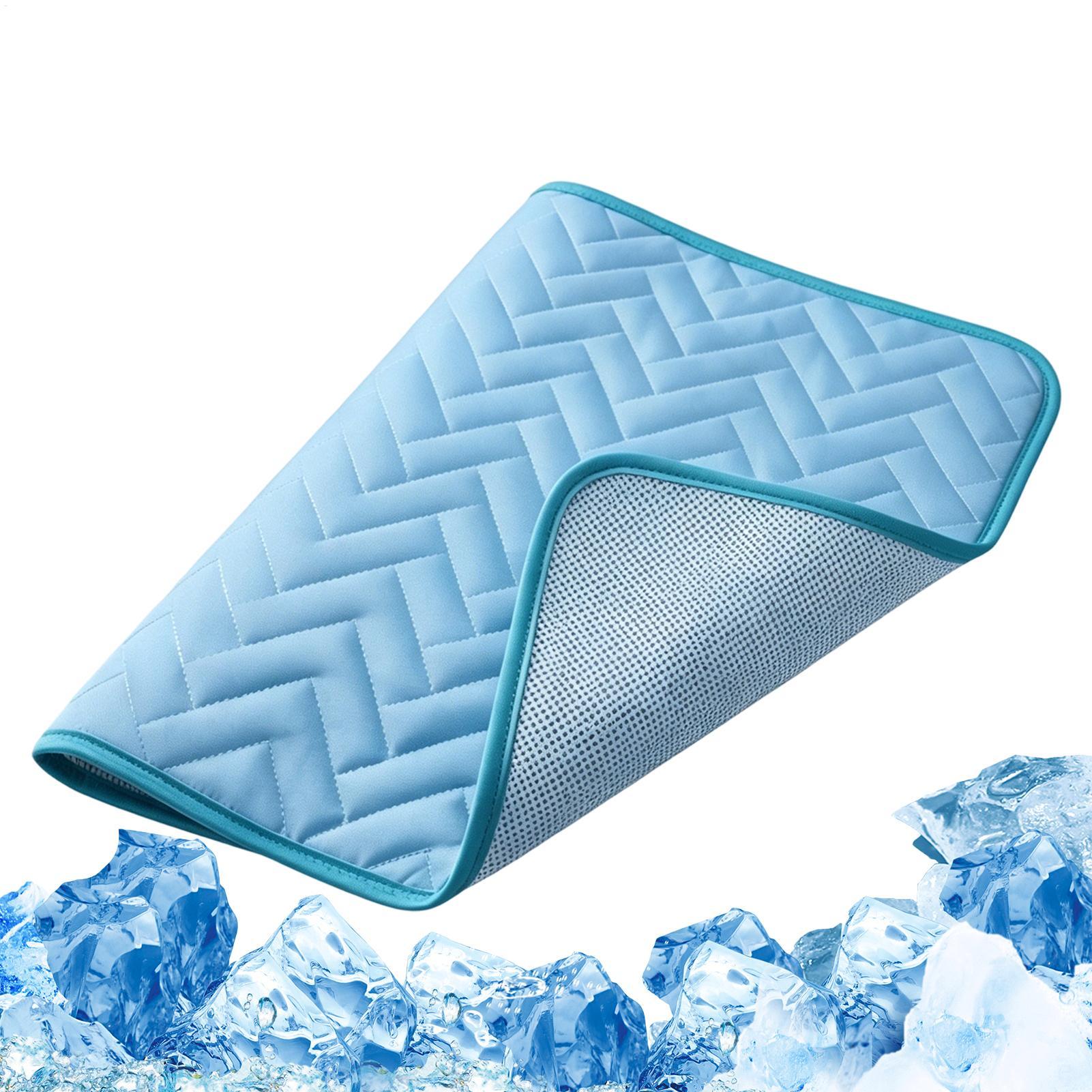 犬用冷却マット ペットケネル 冷却パッド 子犬用熱吸収マット - Dog Cooling Mat のレビューと価格
